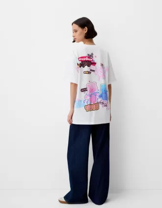 T-shirt oversize stampata a maniche corte