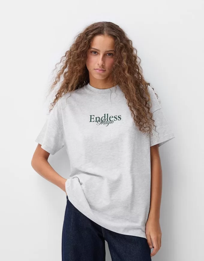 T-shirt oversize stampata a maniche corte