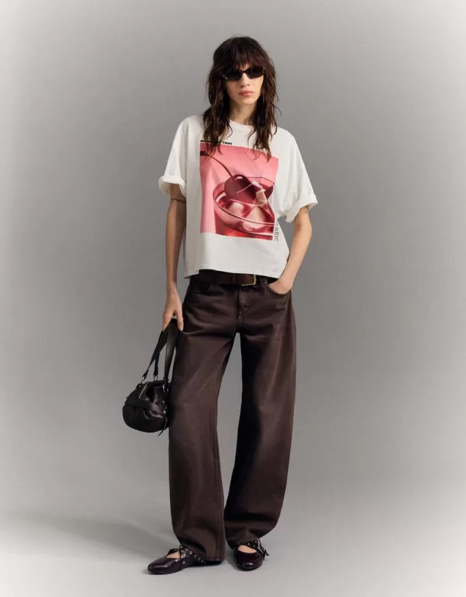 T-shirt oversize stampata a maniche corte