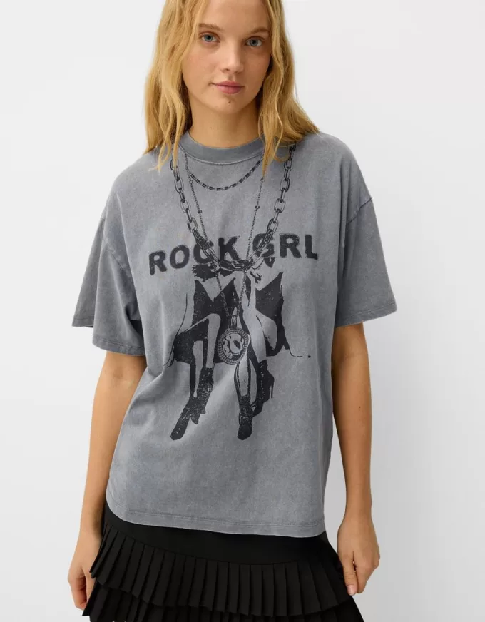 T-shirt oversize stampata a maniche corte