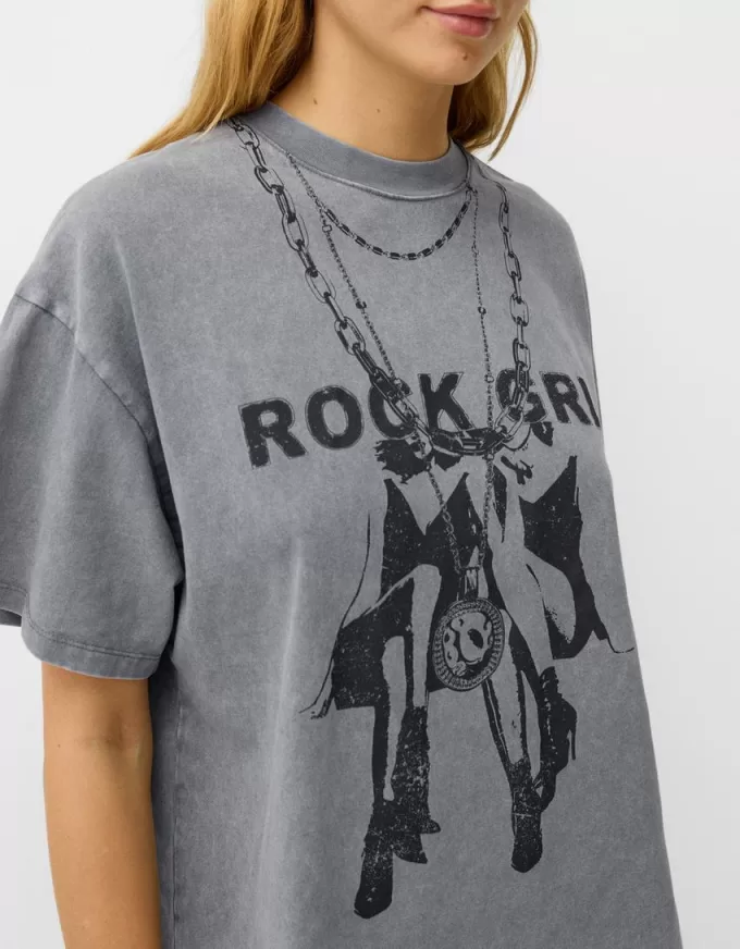 T-shirt oversize stampata a maniche corte