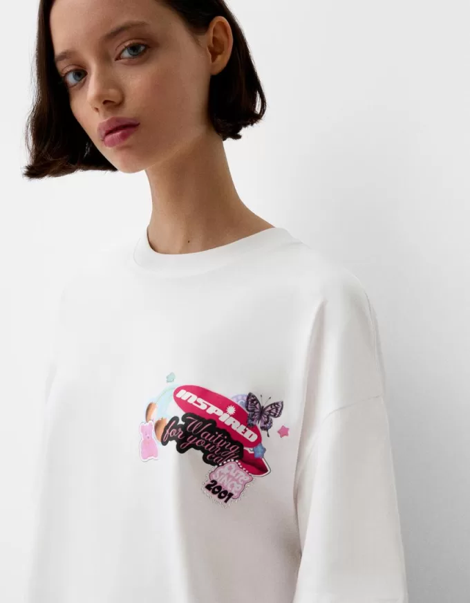 T-shirt oversize stampata a maniche corte