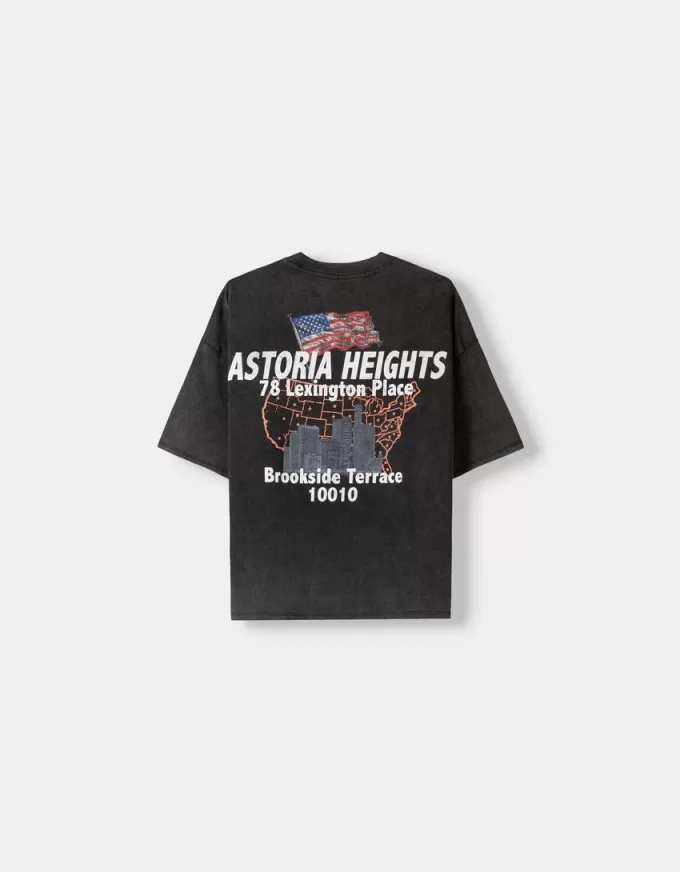 T-shirt oversize stampata a maniche corte