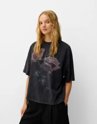 T-shirt oversize stampata a maniche corte