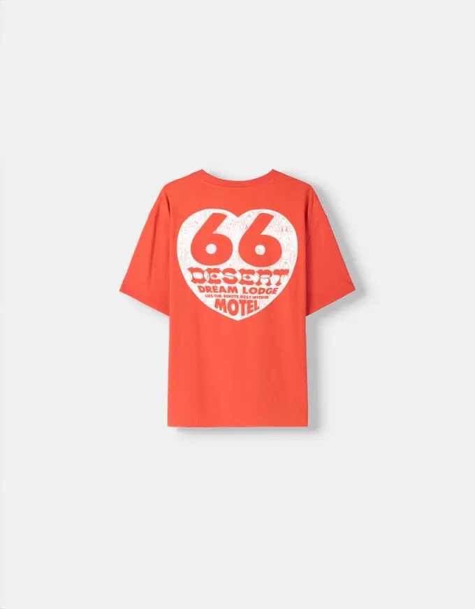 T-shirt ricamata a maniche corte dalla vestibilità comoda