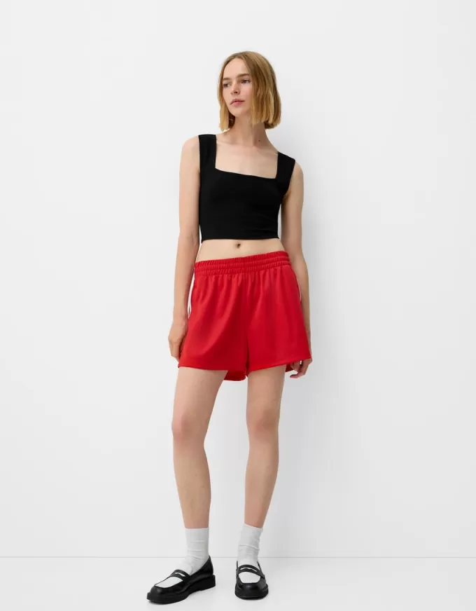 T-shirt senza maniche con scollo quadrato