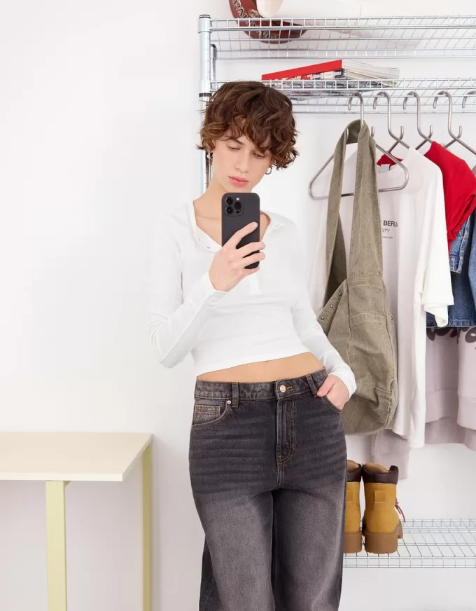 T-shirt serafino a maniche lunghe