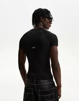 T-shirt slim fit a maniche corte con cuciture