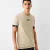 T-shirt slim fit a maniche corte con dettaglio a righe