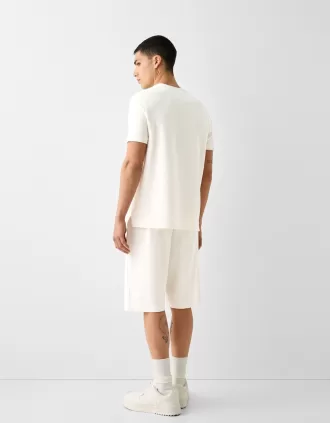 T-shirt testurizzata a maniche corte
