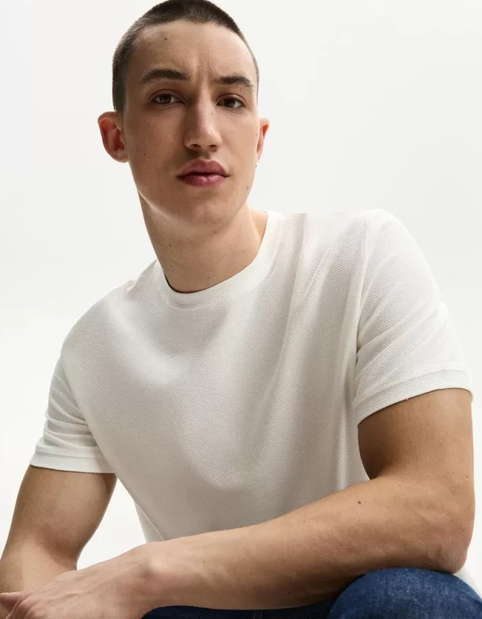 T-shirt testurizzata a maniche corte