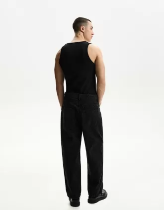 Top a costine con spalline