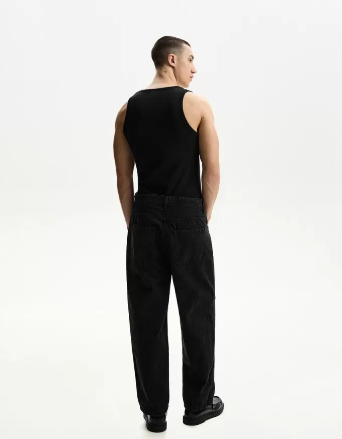 Top a costine con spalline