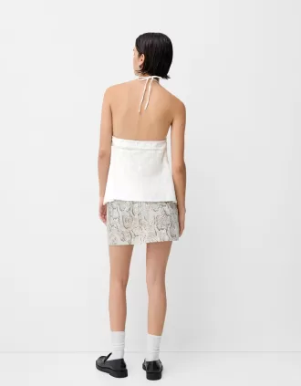 Top all’americana ricamato