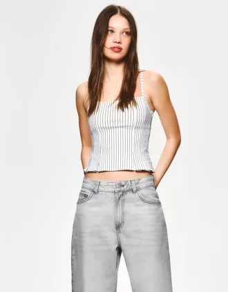 Top bengalese con spalline