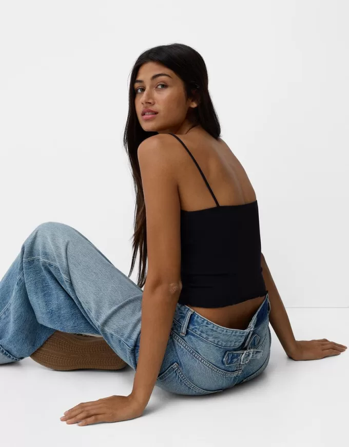 Top con spalline con dettaglio fiocco